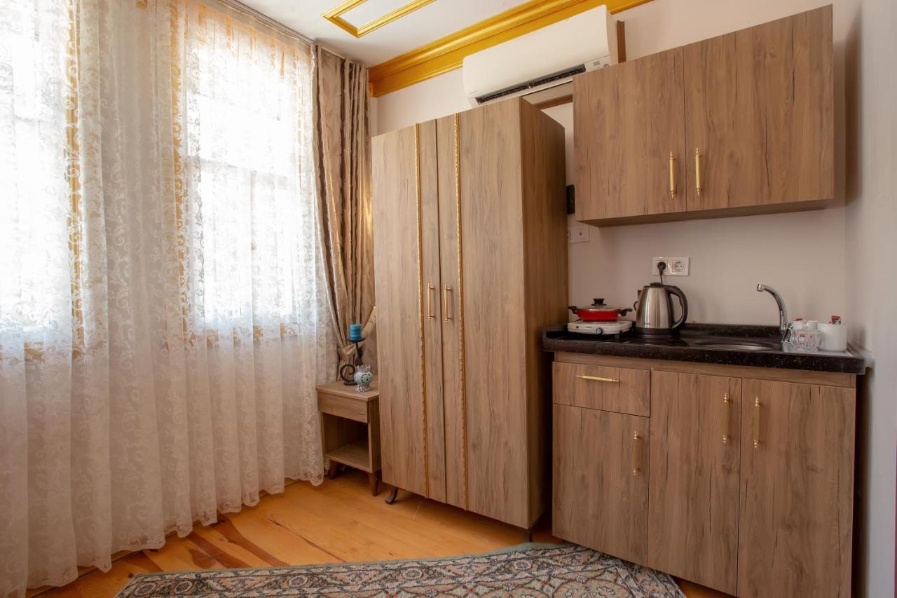 April Story Apart Hotel Istanbul Exterior photo