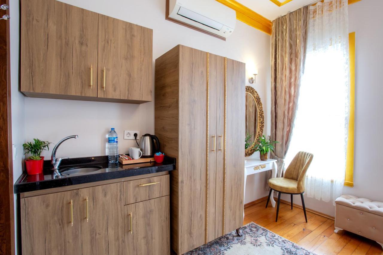 April Story Apart Hotel Istanbul Exterior photo
